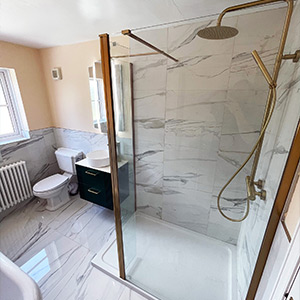 Entrance to the bathroom